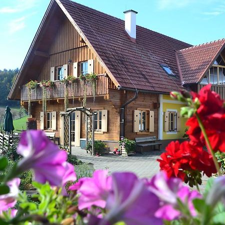 Villa Am Jaukhof Familie Stiendl à Neudorf im Sausal Extérieur photo